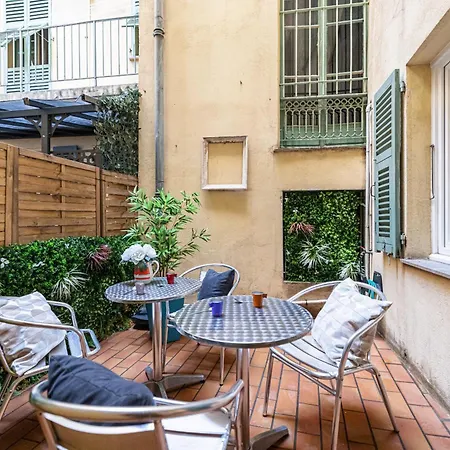 Appartement Large One Bedroom Flat In The Old Town