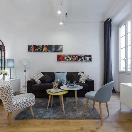 Large One Bedroom Flat In The Old Town * Nizza