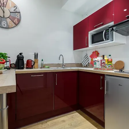 Large One Bedroom Flat In The Old Town